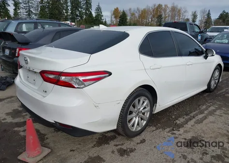 2020 Toyota Camry Le из США, поврежденный, VIN 4T1C11AKXLU363933